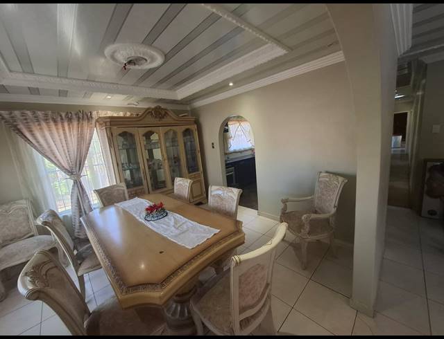 5 BEDROOM HOUSE FOR SALE IN AMANDASIG